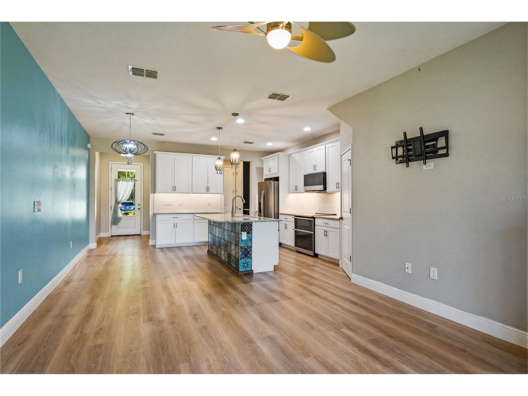 1008 Mango Court Oldsmar FL 34677 TB8487471 image5