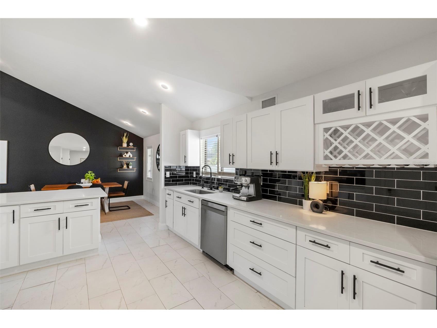 1008 Michigan Boulevard Dunedin FL 34698 TB8459085 image12