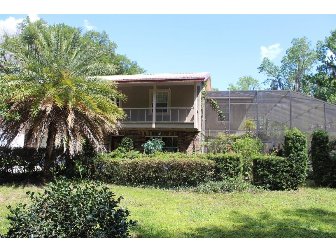 1008 Monterey Drive Leesburg FL 34748 - LAKE HARRIS O6119659 image1