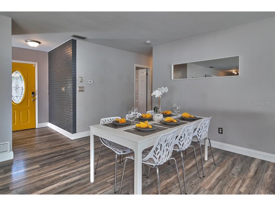 1008 Oakview Avenue Clearwater FL 33756 TB8421319 image16