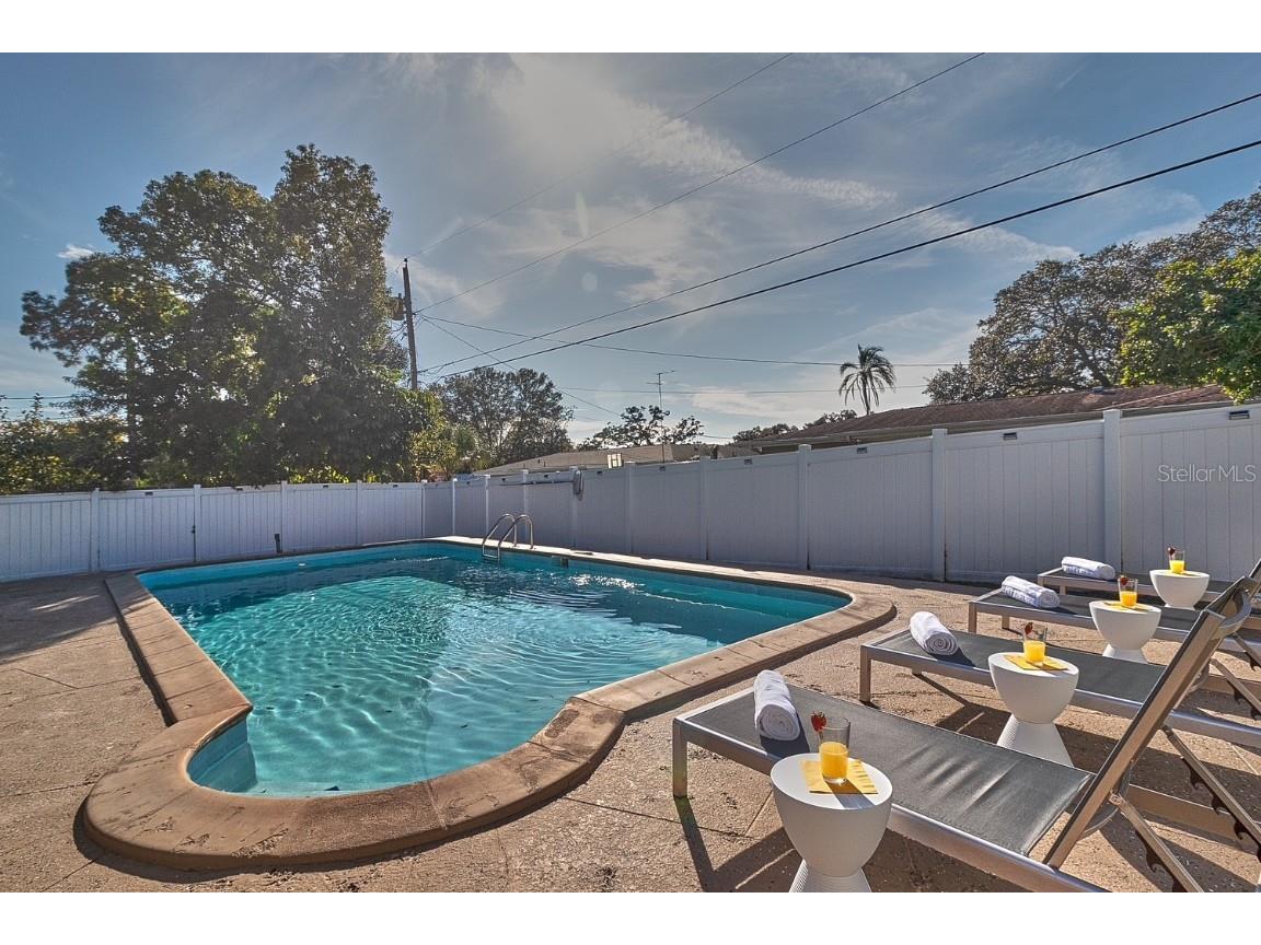 1008 Oakview Avenue Clearwater FL 33756 TB8421319 image18