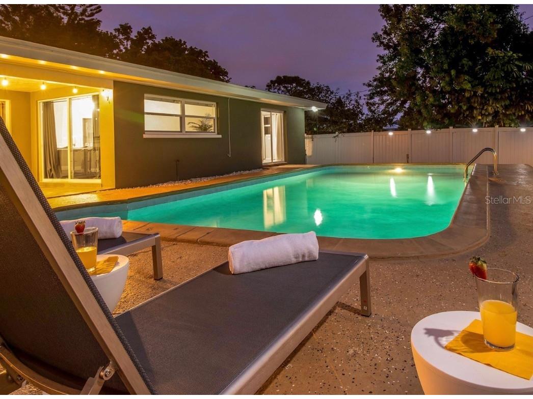 1008 Oakview Avenue Clearwater FL 33756 TB8421319 image24