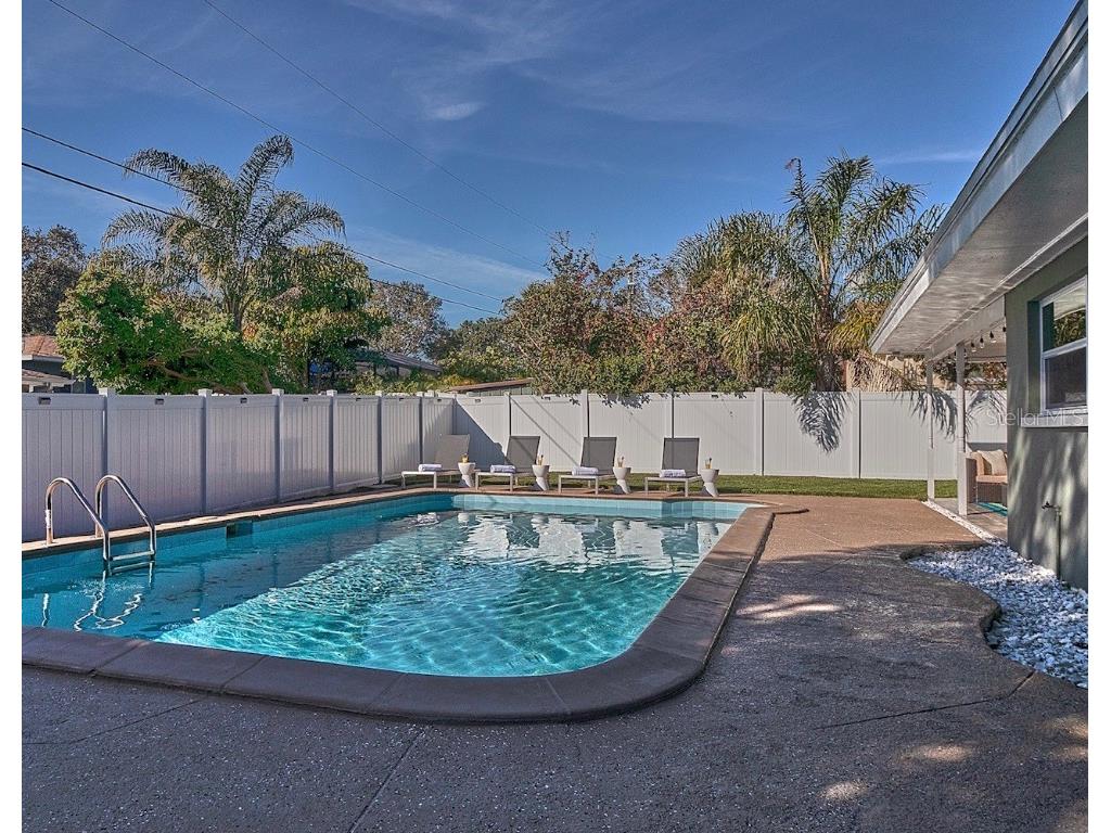 1008 Oakview Avenue Clearwater FL 33756 TB8421319 image36