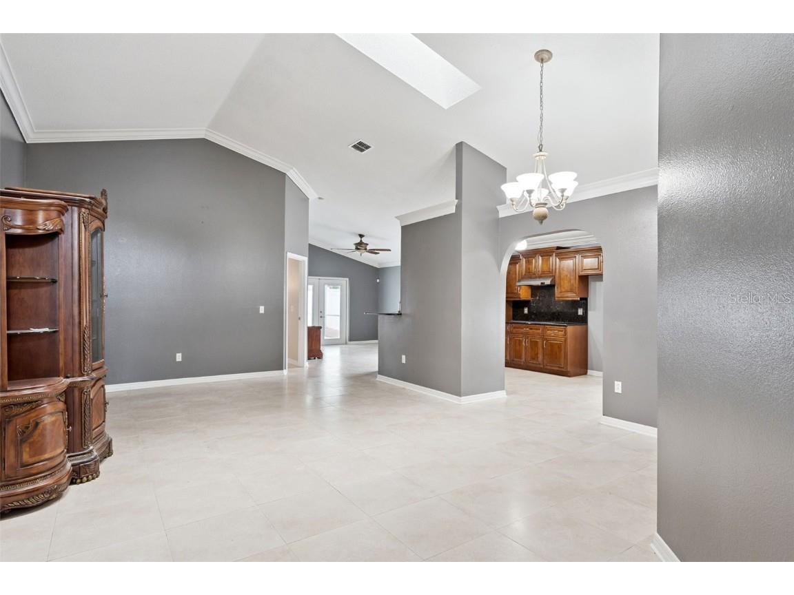 1008 Old Barn Road Orlando FL 32825 O6360164 image2