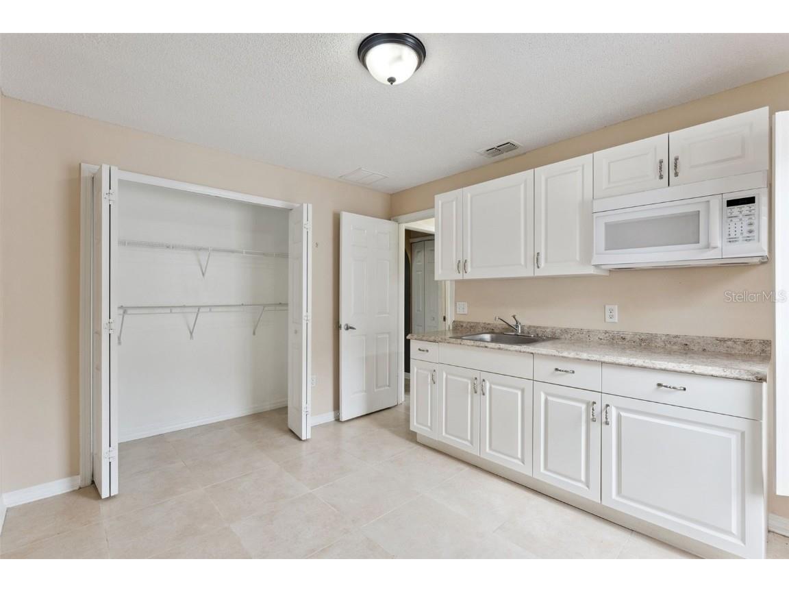 1008 Old Barn Road Orlando FL 32825 O6360164 image9