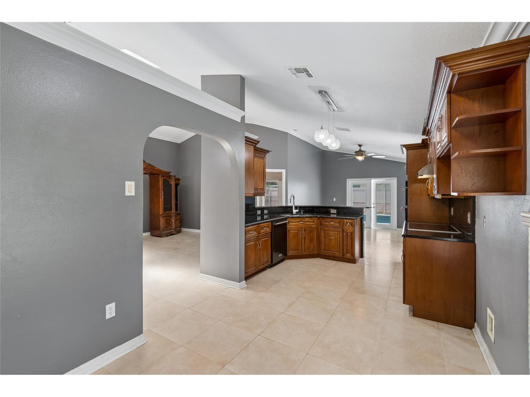 1008 Old Barn Road Orlando FL 32825 O6409891 image14