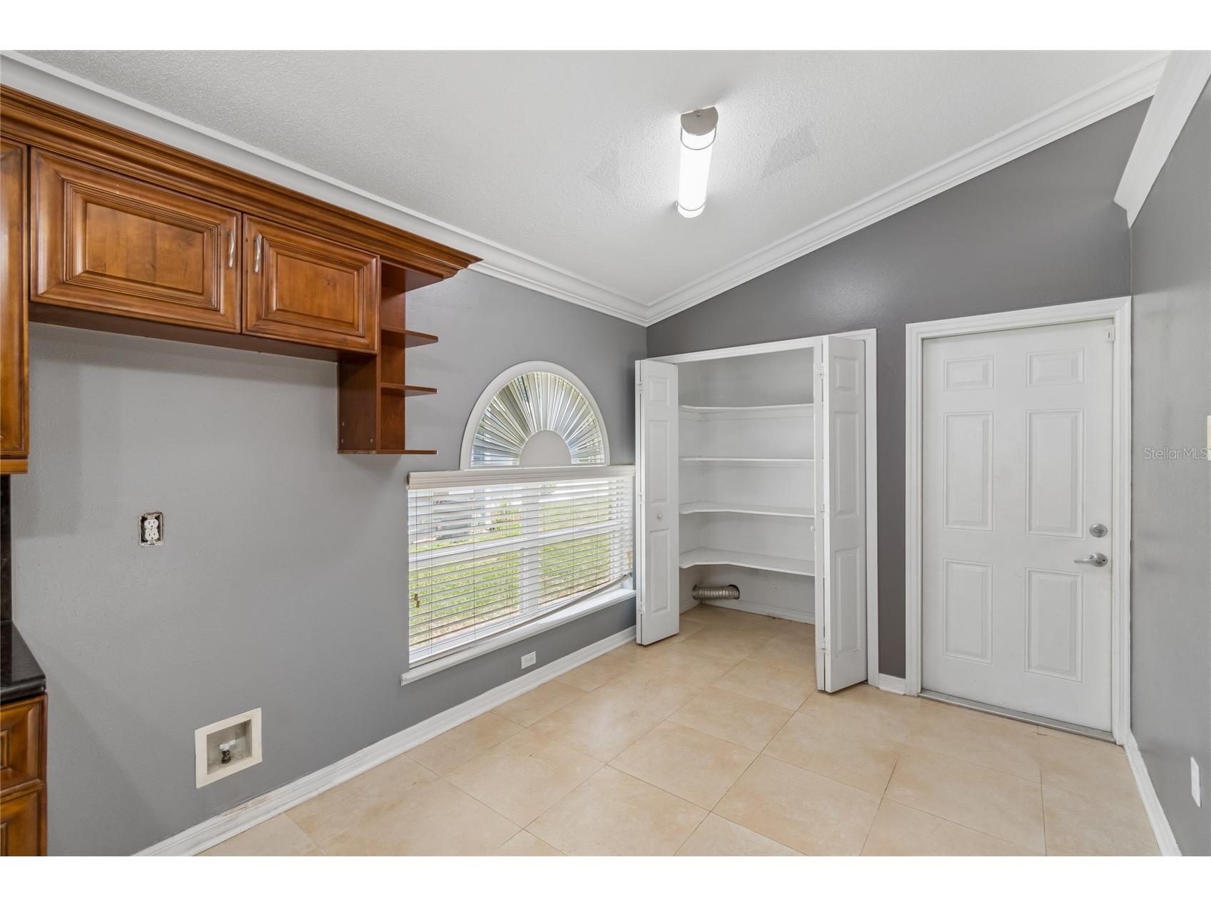 1008 Old Barn Road Orlando FL 32825 O6409891 image15