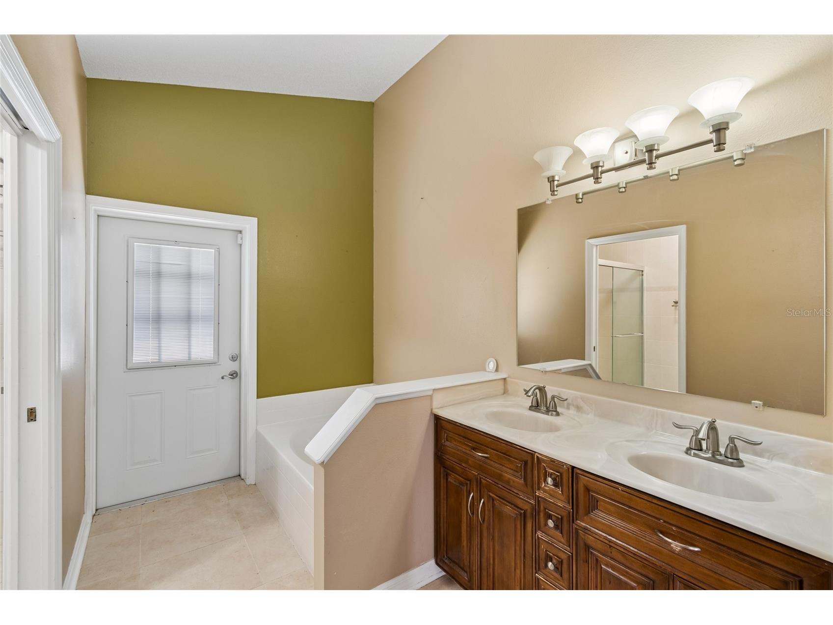 1008 Old Barn Road Orlando FL 32825 O6409891 image22