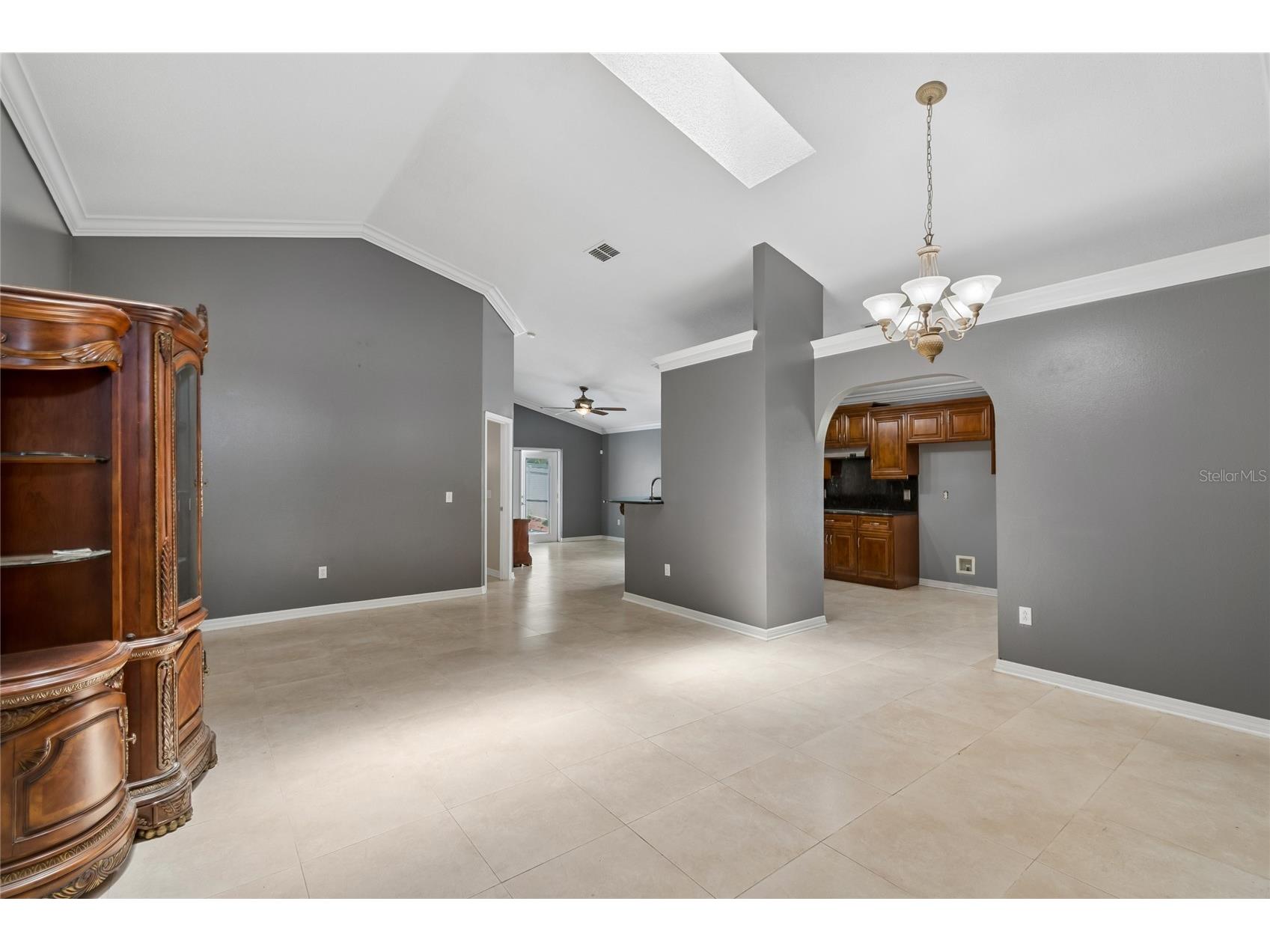 1008 Old Barn Road Orlando FL 32825 O6409891 image5