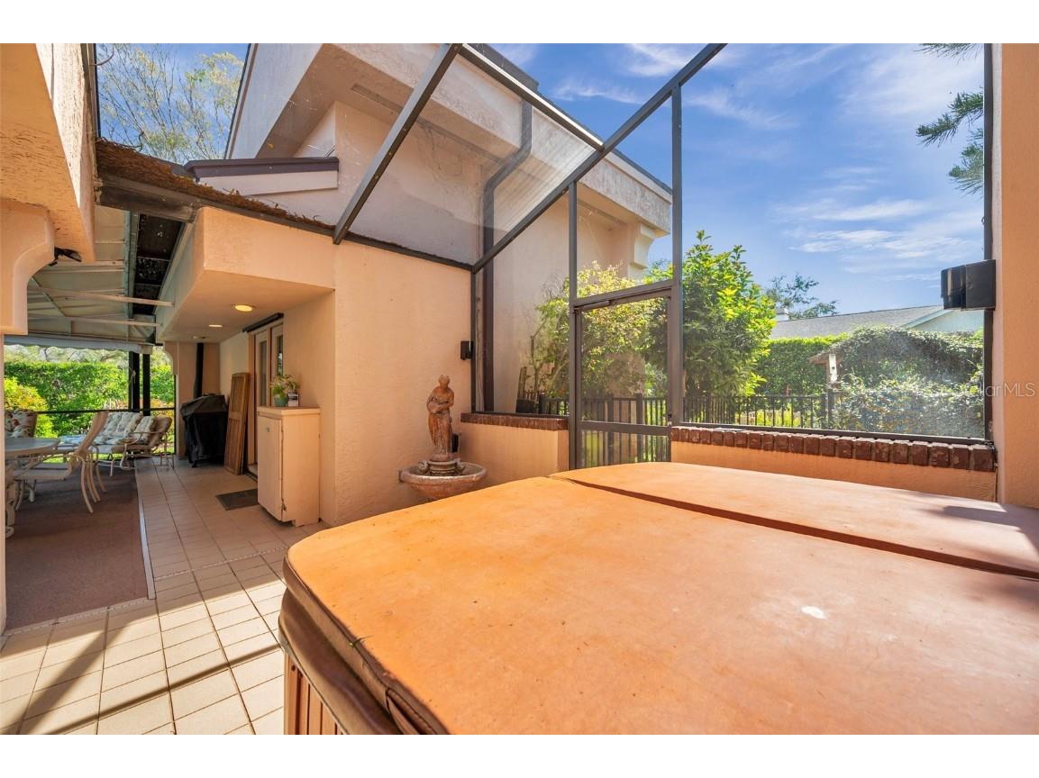 1008 Royal Birkdale Drive Tarpon Springs FL 34688 TB8353879 image11