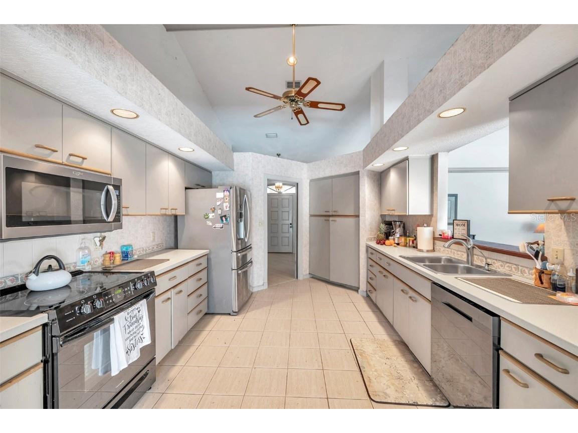 1008 Royal Birkdale Drive Tarpon Springs FL 34688 TB8353879 image48