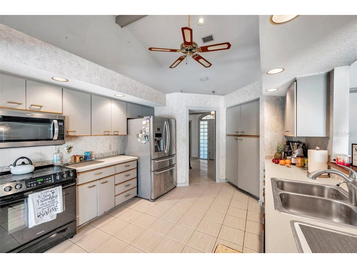 1008 Royal Birkdale Drive Tarpon Springs FL 34688 TB8353879 image49