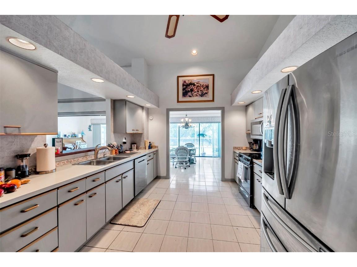 1008 Royal Birkdale Drive Tarpon Springs FL 34688 TB8353879 image52