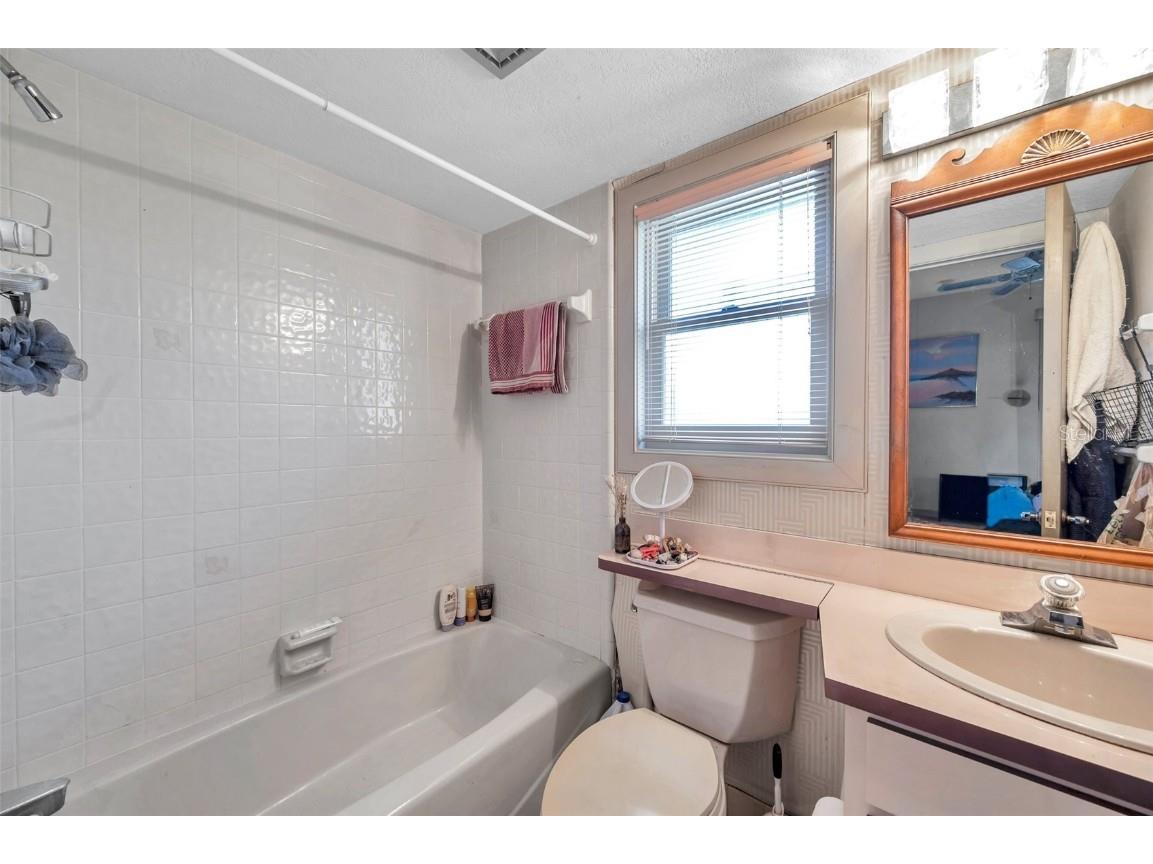 1008 Royal Birkdale Drive Tarpon Springs FL 34688 TB8353879 image76