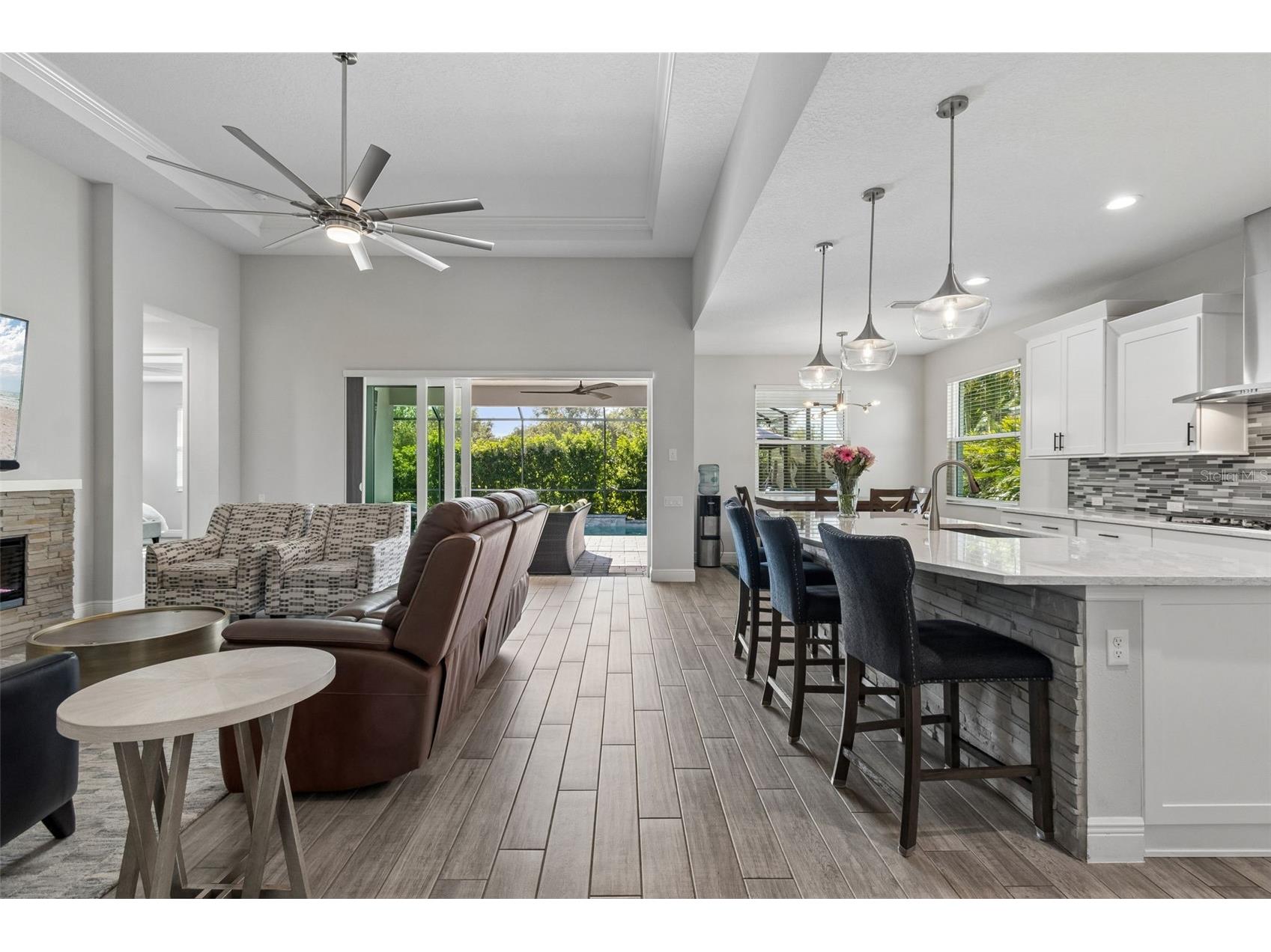 1008 Siberian Glen Bradenton FL 34212 A4689078 image16