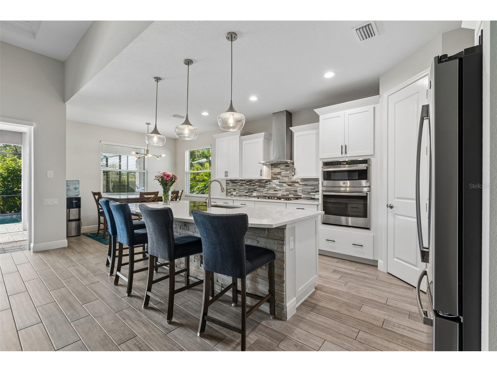 1008 Siberian Glen Bradenton FL 34212 A4689078 image32