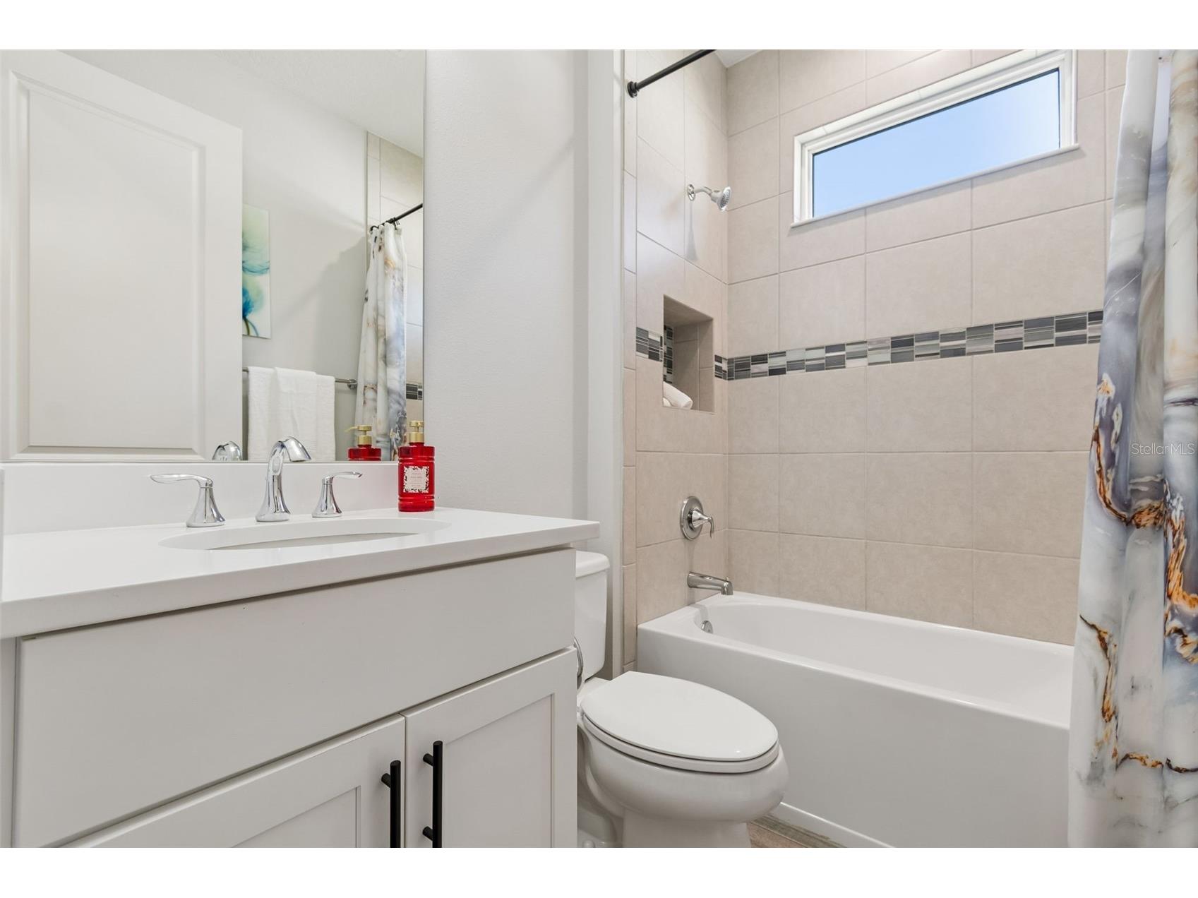 1008 Siberian Glen Bradenton FL 34212 A4689078 image52