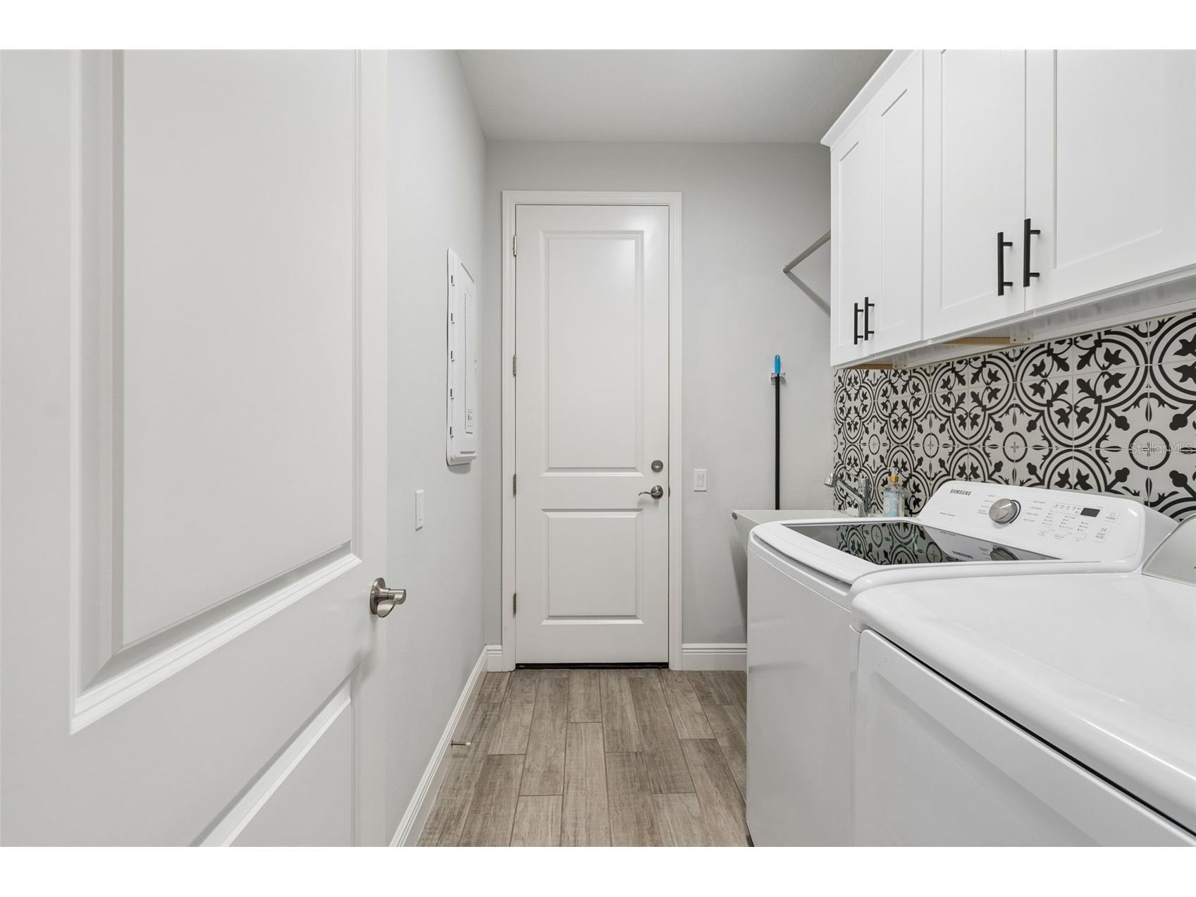 1008 Siberian Glen Bradenton FL 34212 A4689078 image54