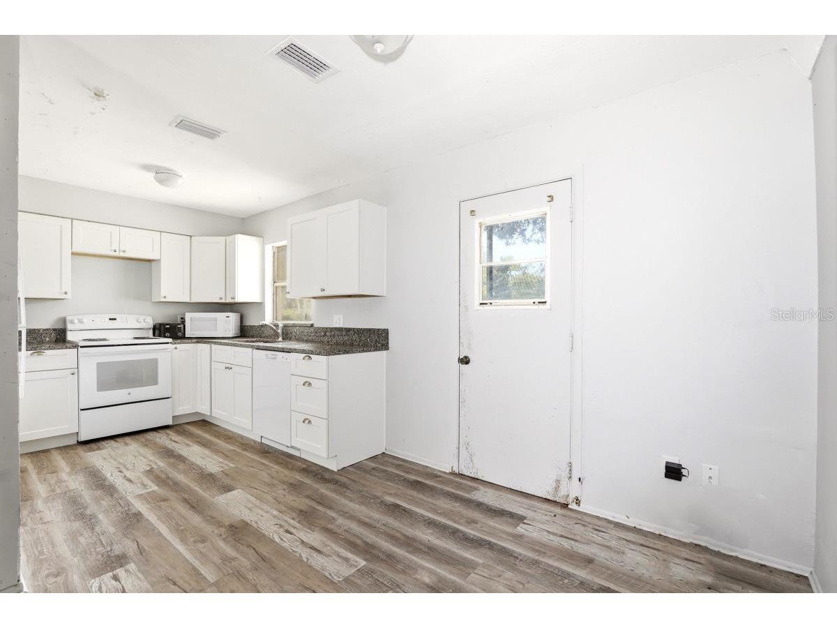 1008 Vigo Avenue Orlando FL 32822 A4692748 image19