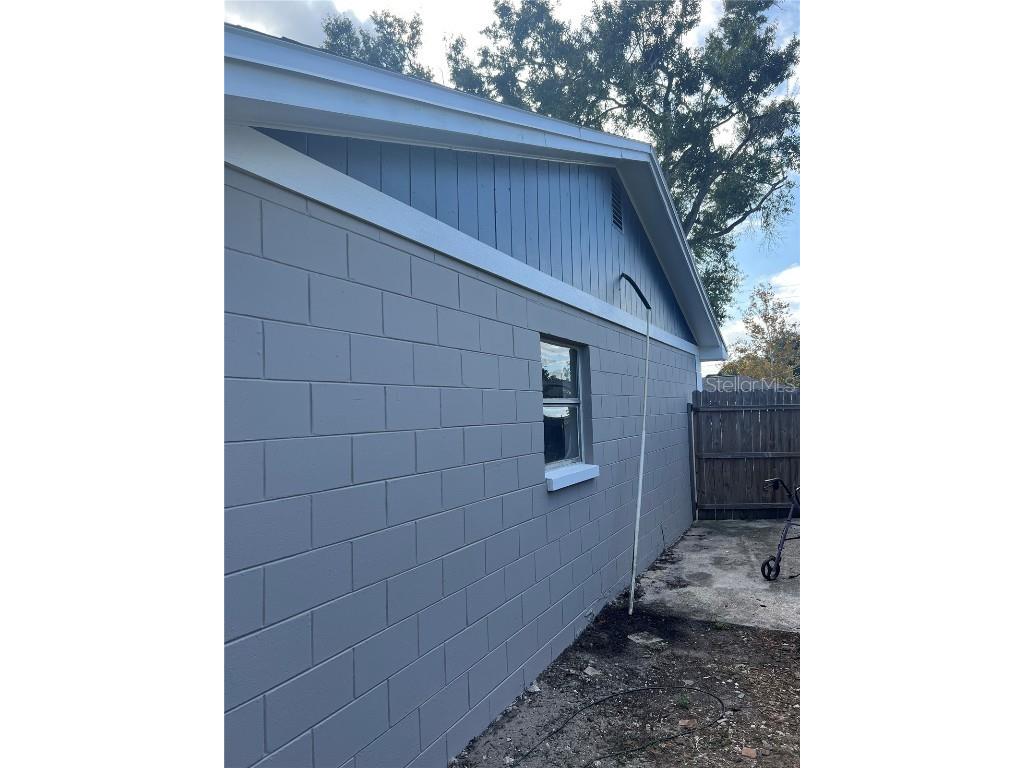 1008 Westside Drive Tampa FL 33619 TB8448091 image4