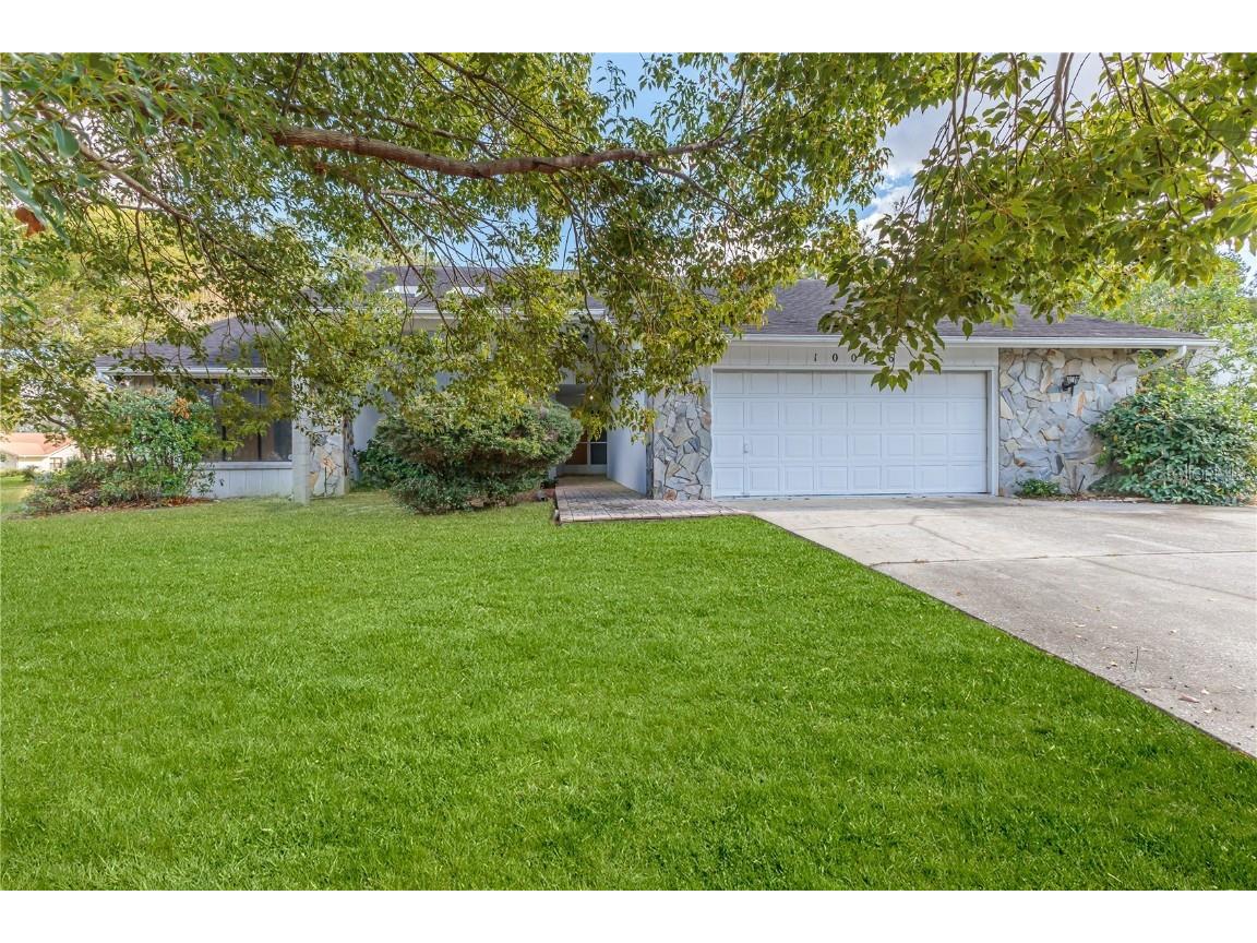 10086 Huckleberry Drive Spring Hill FL 34608 W7870848 image1