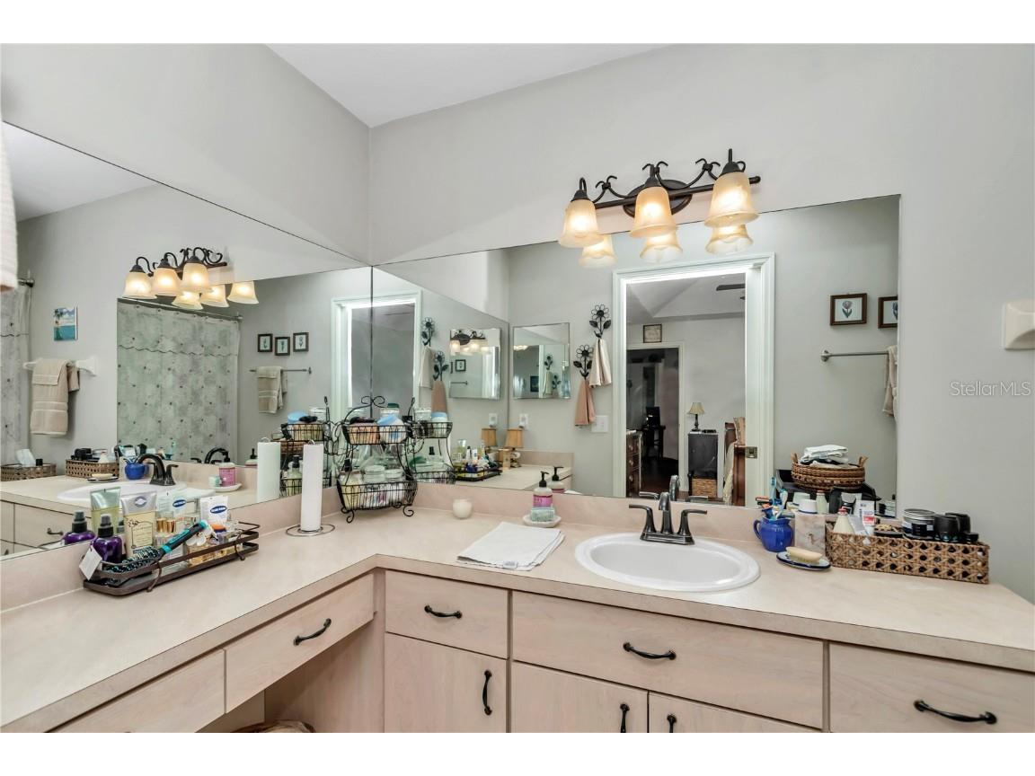 10086 SW 62nd Terrace Road Ocala FL 34476 OM704376 image17