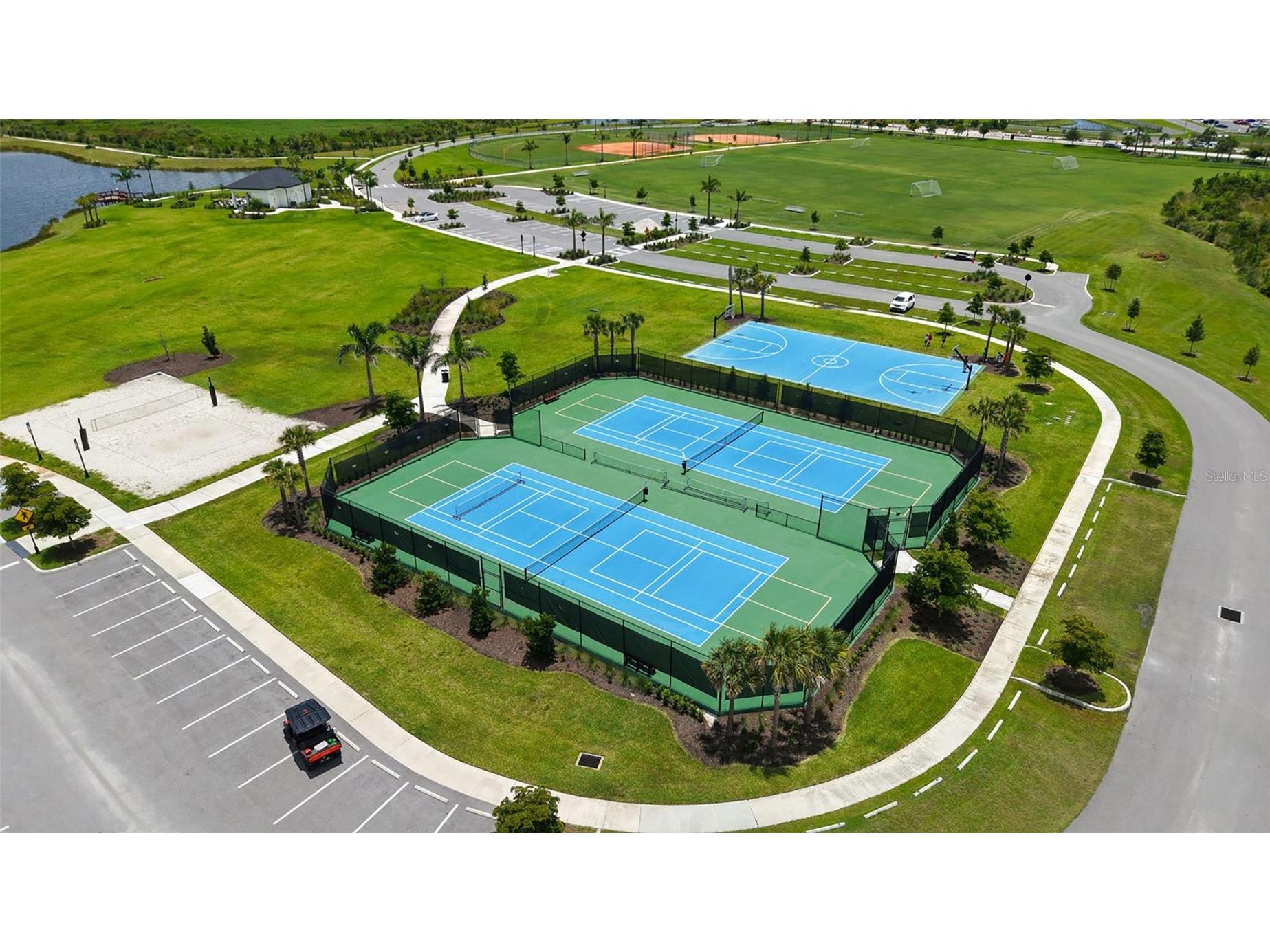 10089 Morning Mist Ln Lane Sarasota FL 34241 A4689300 image95