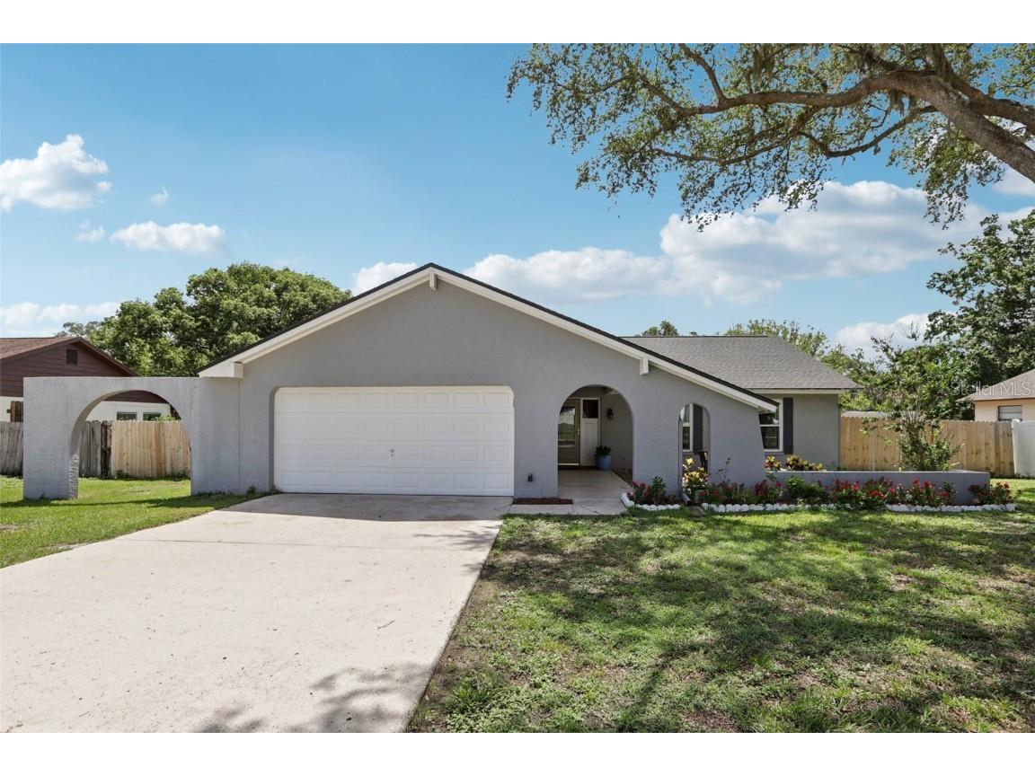 1009 Black Knight Drive Valrico FL 33594 TB8332790 image1