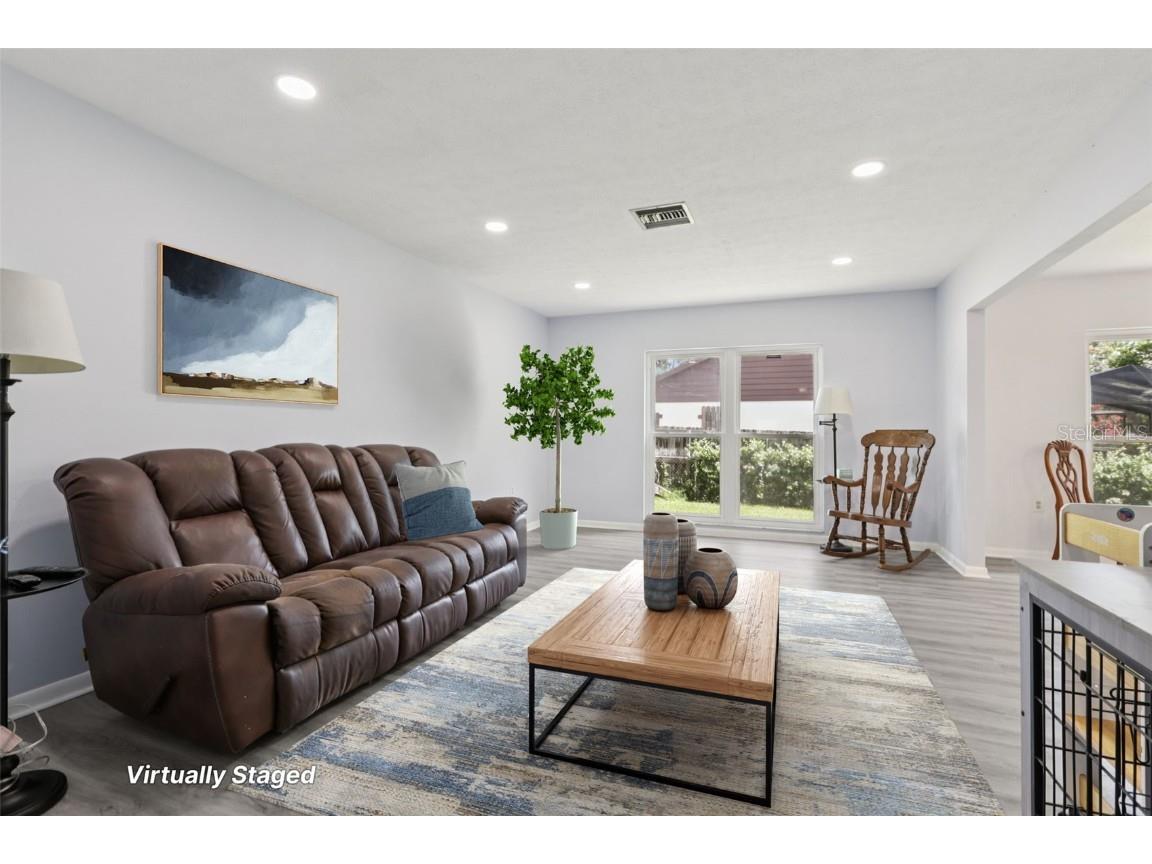 1009 Black Knight Drive Valrico FL 33594 TB8332790 image12