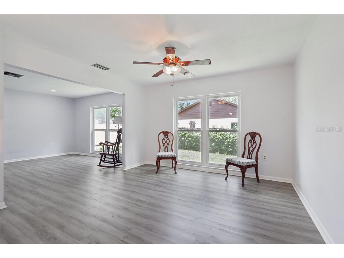 1009 Black Knight Drive Valrico FL 33594 TB8332790 image16