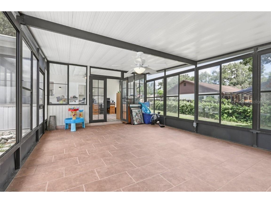 1009 Black Knight Drive Valrico FL 33594 TB8332790 image46