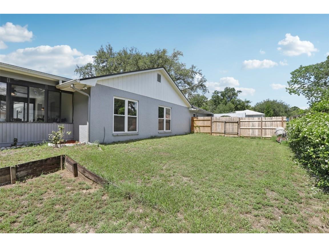 1009 Black Knight Drive Valrico FL 33594 TB8332790 image58