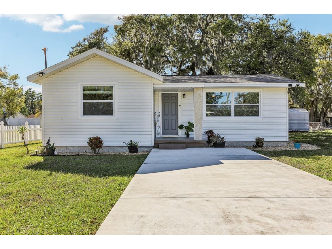 1009 Center Street Plant City FL 33563 TB8360269 image1