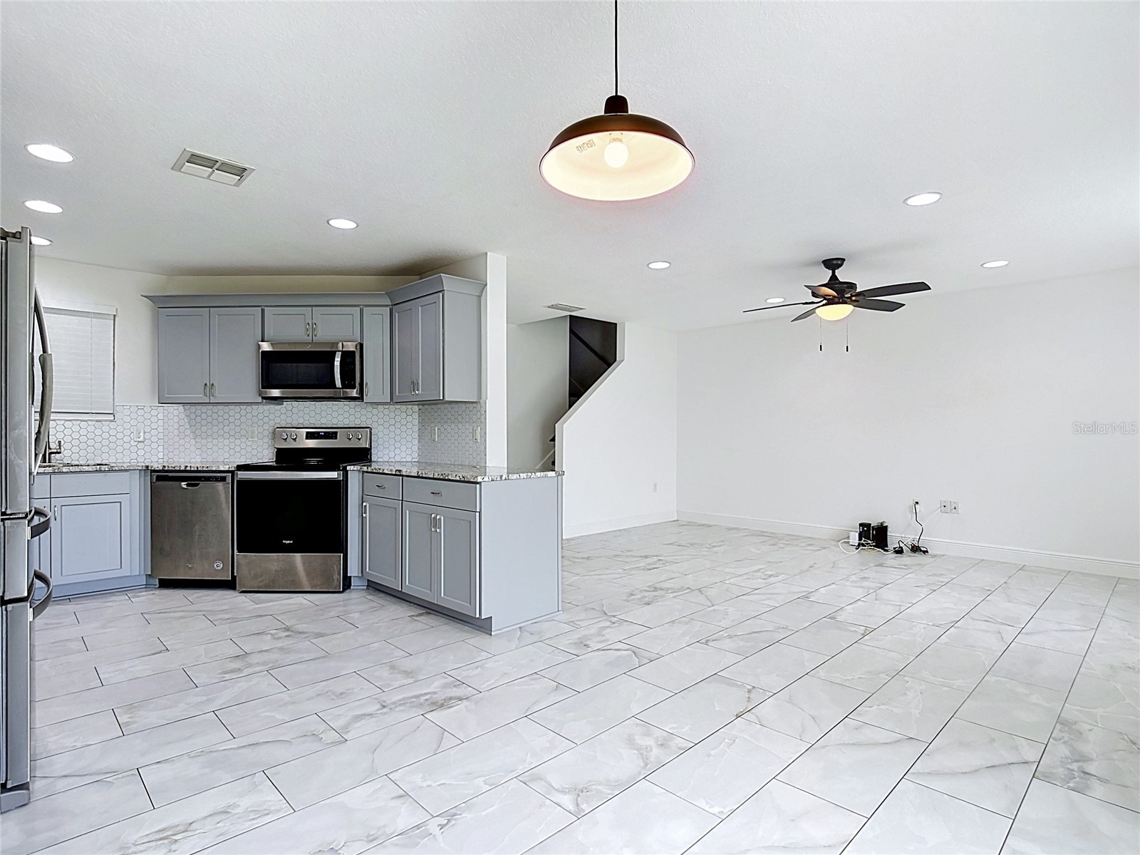 1009 Chalcedony Street Kissimmee FL 34744 O6412394 image13