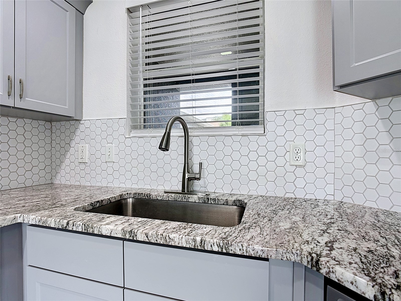 1009 Chalcedony Street Kissimmee FL 34744 O6412394 image16