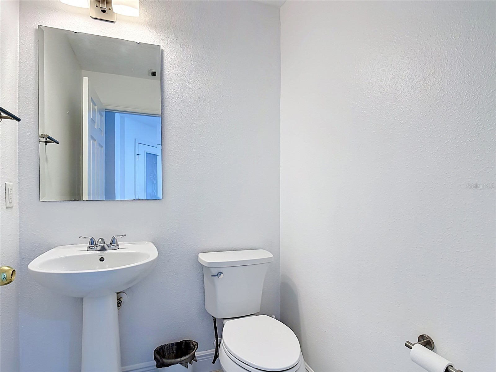 1009 Chalcedony Street Kissimmee FL 34744 O6412394 image7