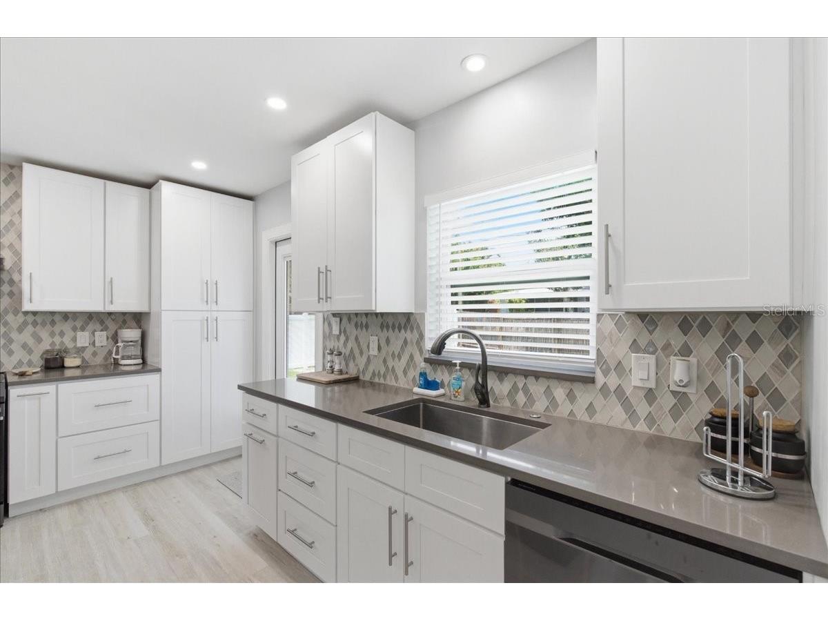 1009 Chester Drive Clearwater FL 33756 TB8515276 image10