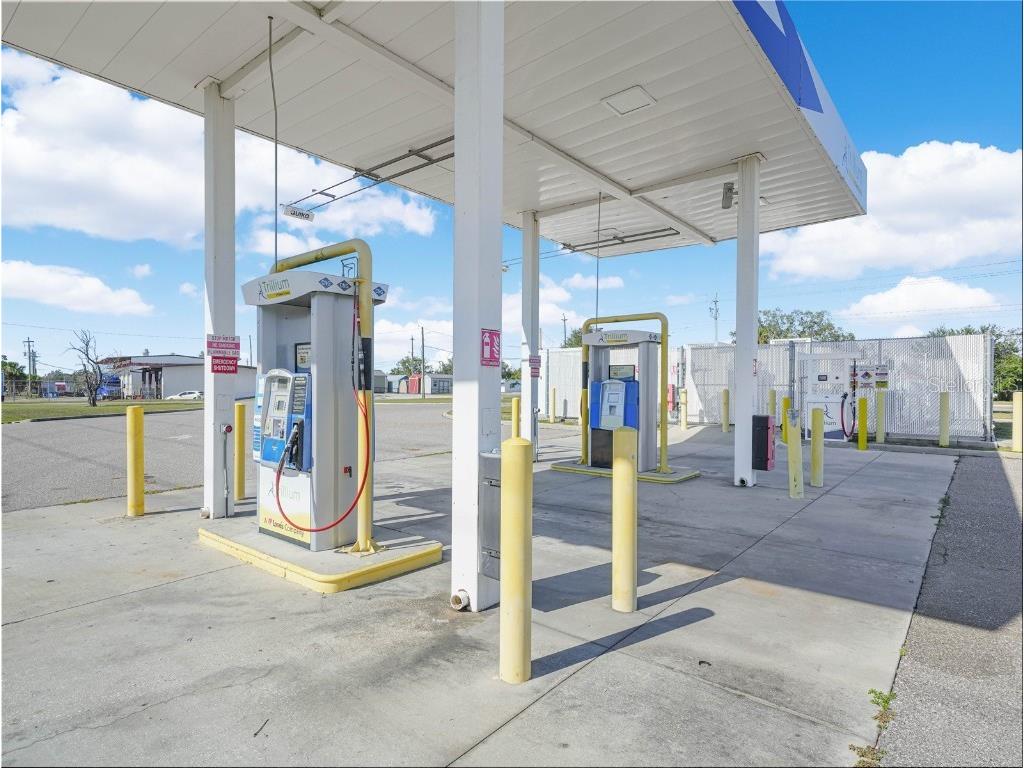 1009 E Canal Street Mulberry FL 33860 P4937475 image4