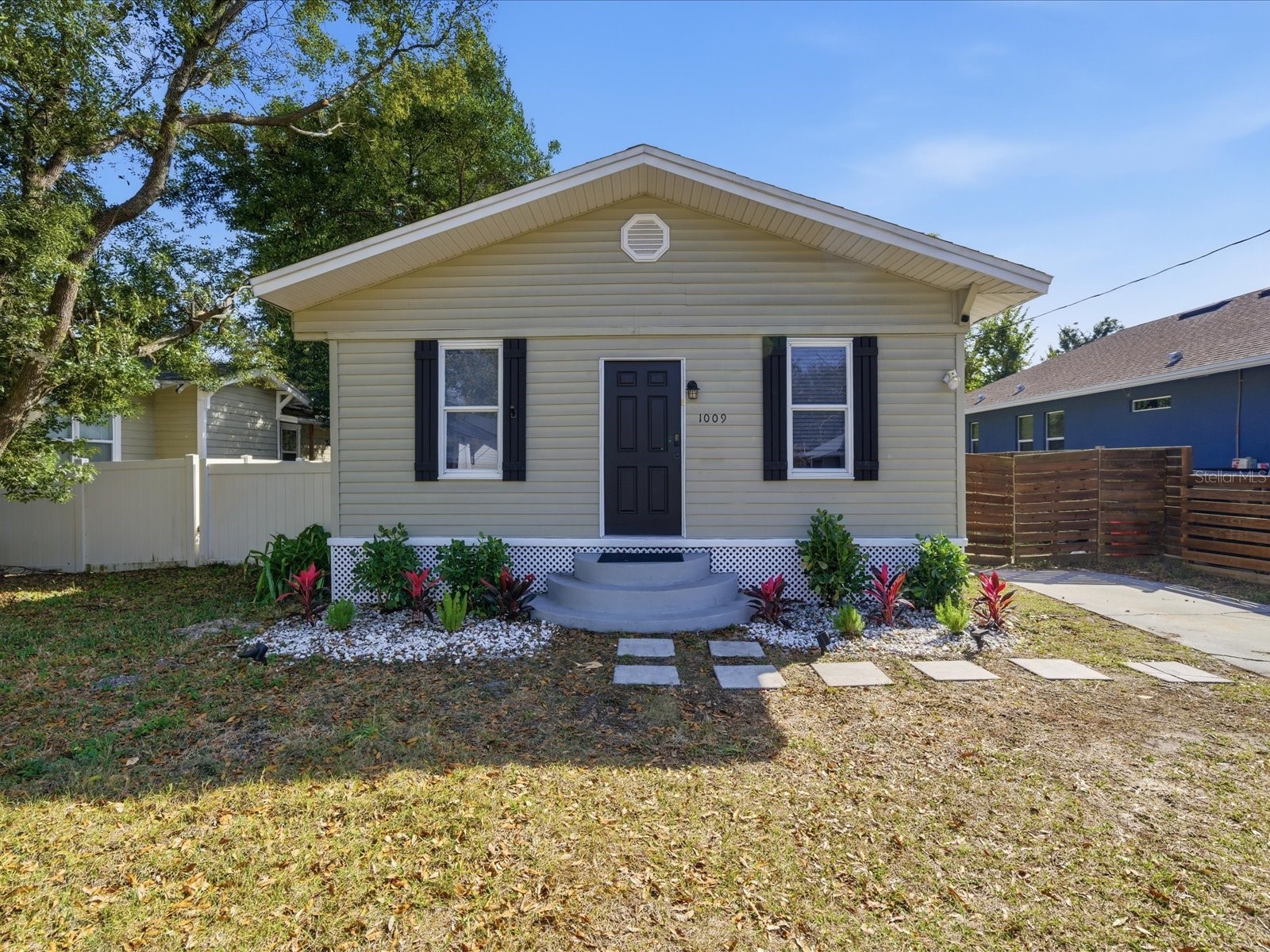 1009 E Curtis Street Tampa FL 33603 TB8479555 image1