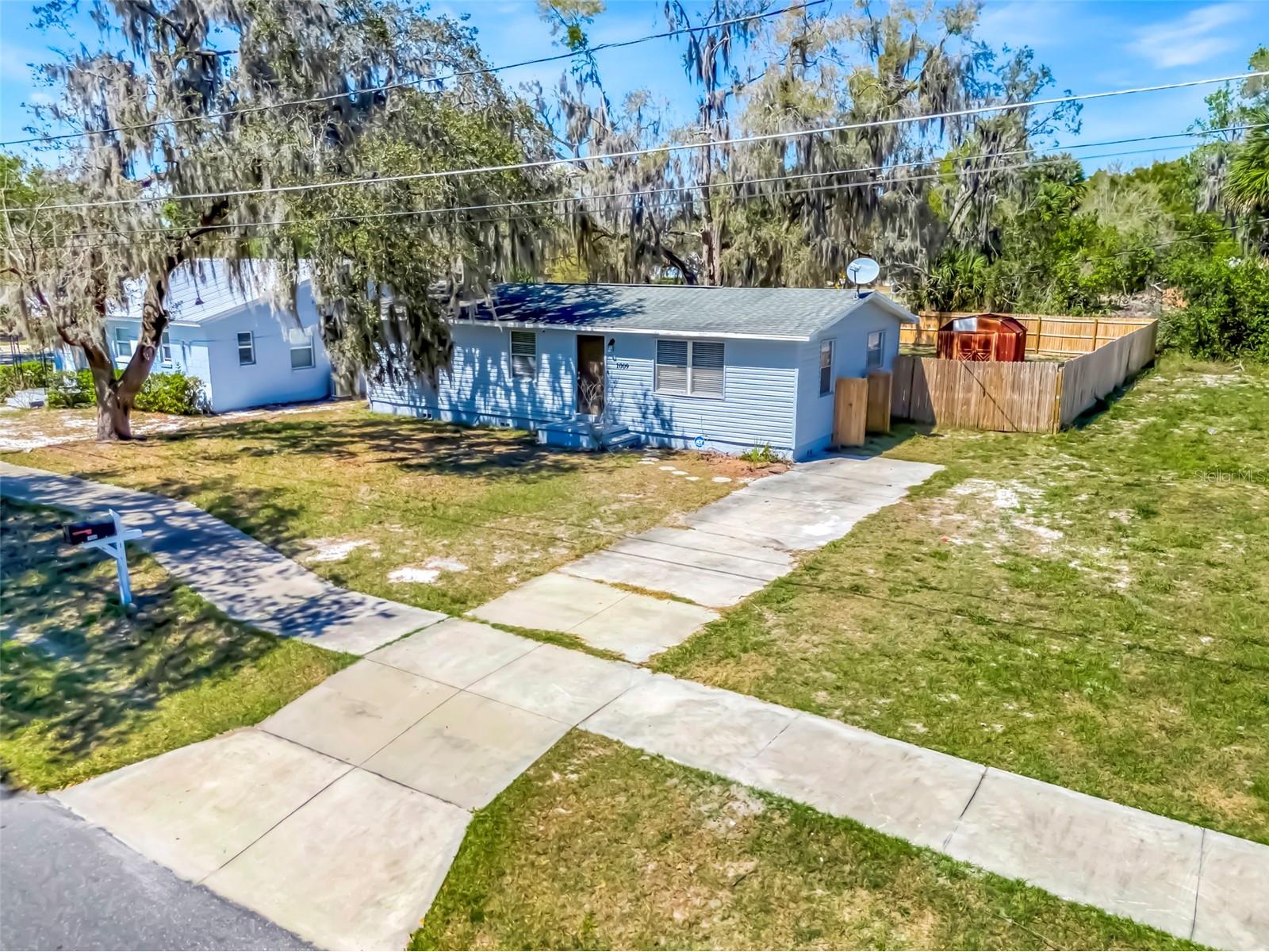 1009 E Hazzard Avenue Eustis FL 32726 G5109155 image2