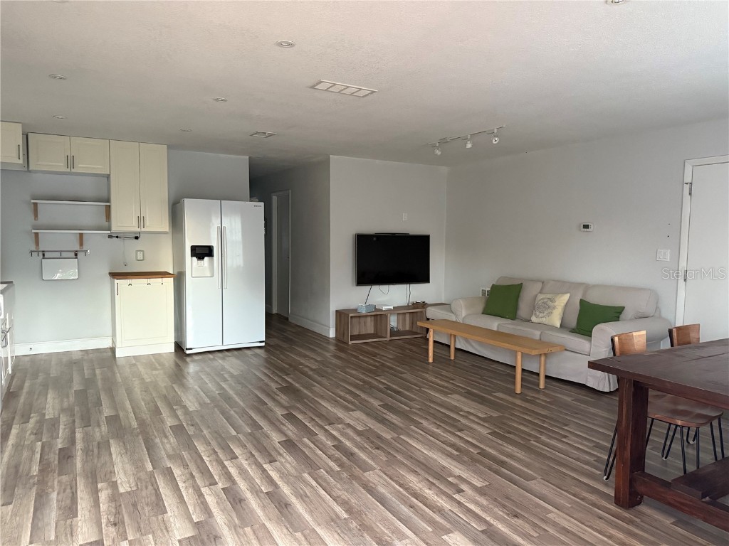 1009 Jamajo Boulevard Orlando FL 32803 O6363670 image3