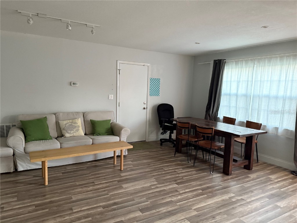 1009 Jamajo Boulevard Orlando FL 32803 O6363670 image5