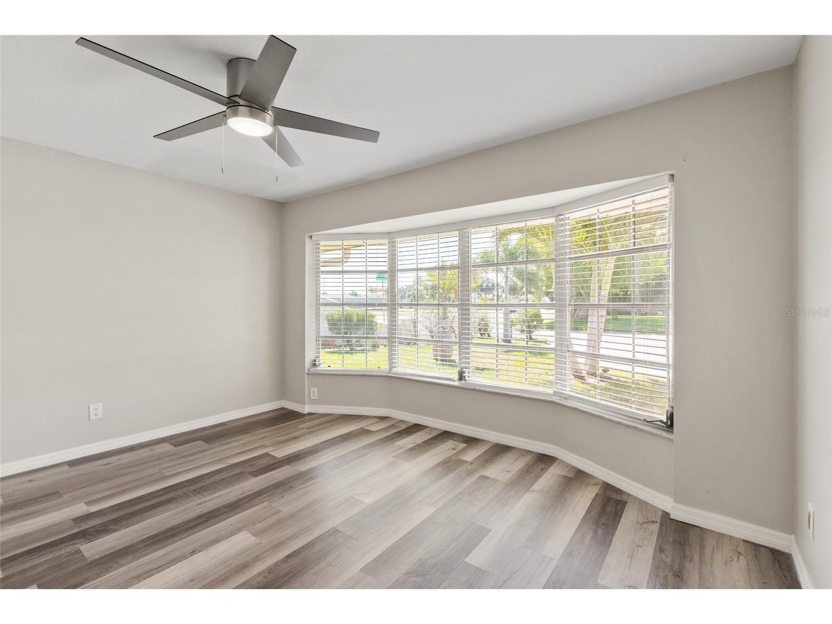 1009 Kings Court Venice FL 34293 A4686929 image13