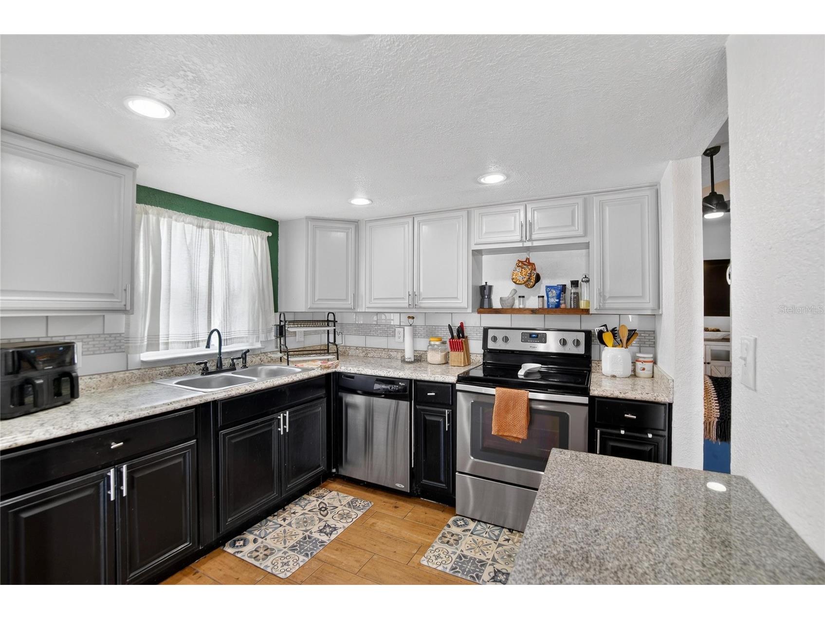 1009 Lenna Avenue Seffner FL 33584 TB8462565 image6