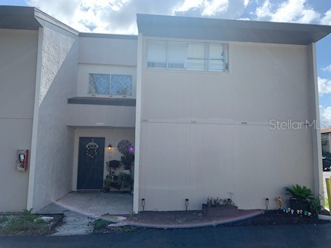 1009 Longfellow Court #1009 Sarasota FL 34243 N6128300 image1