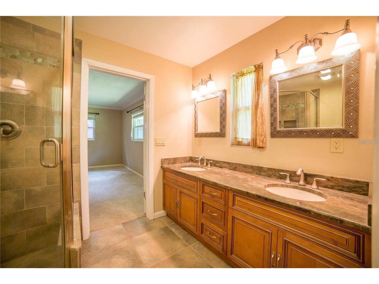 1009 NW 39th Drive Gainesville FL 32605 GC538358 image10