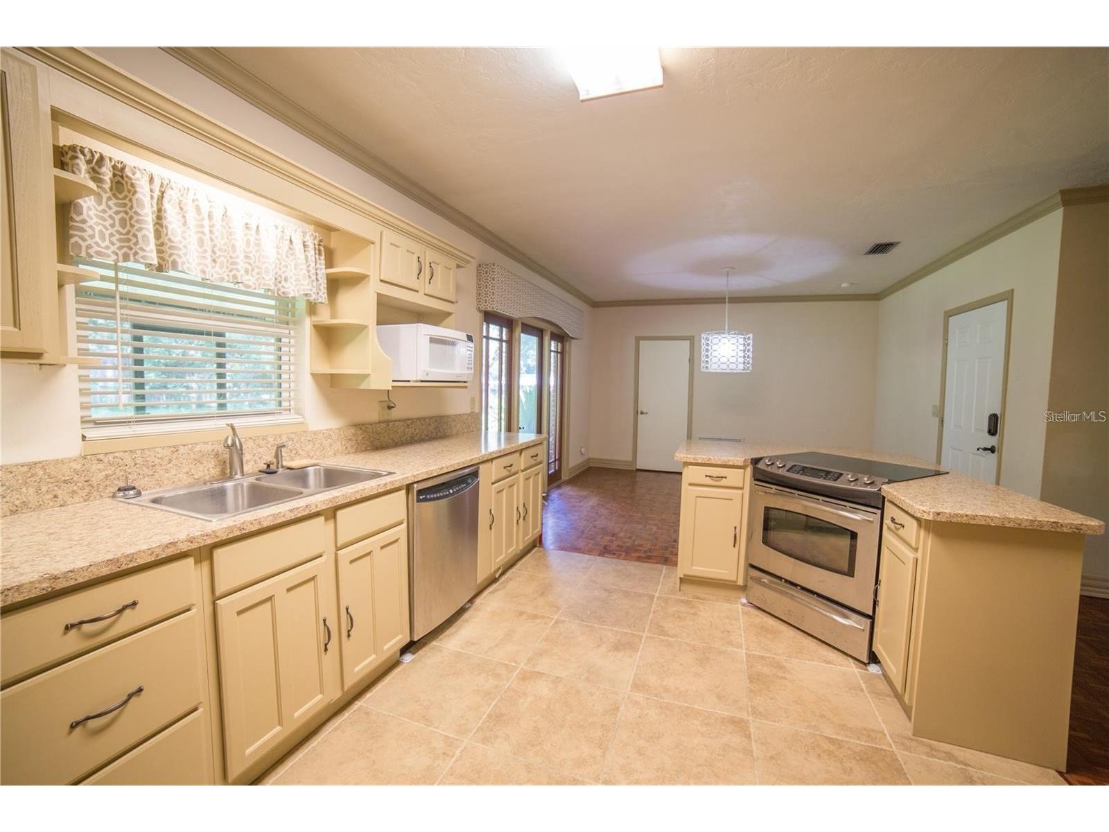 1009 NW 39th Drive Gainesville FL 32605 GC538358 image6