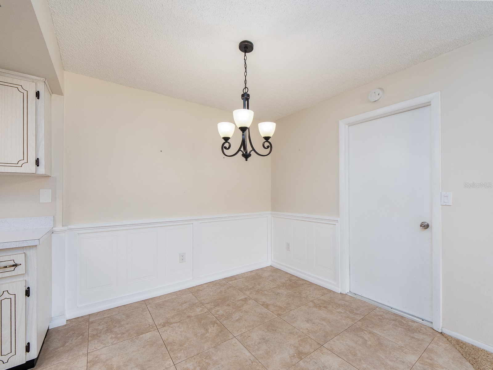 1009 Queen Anne Drive #B Palm Harbor FL 34684 - LAKE TARPON TB8520737 image13