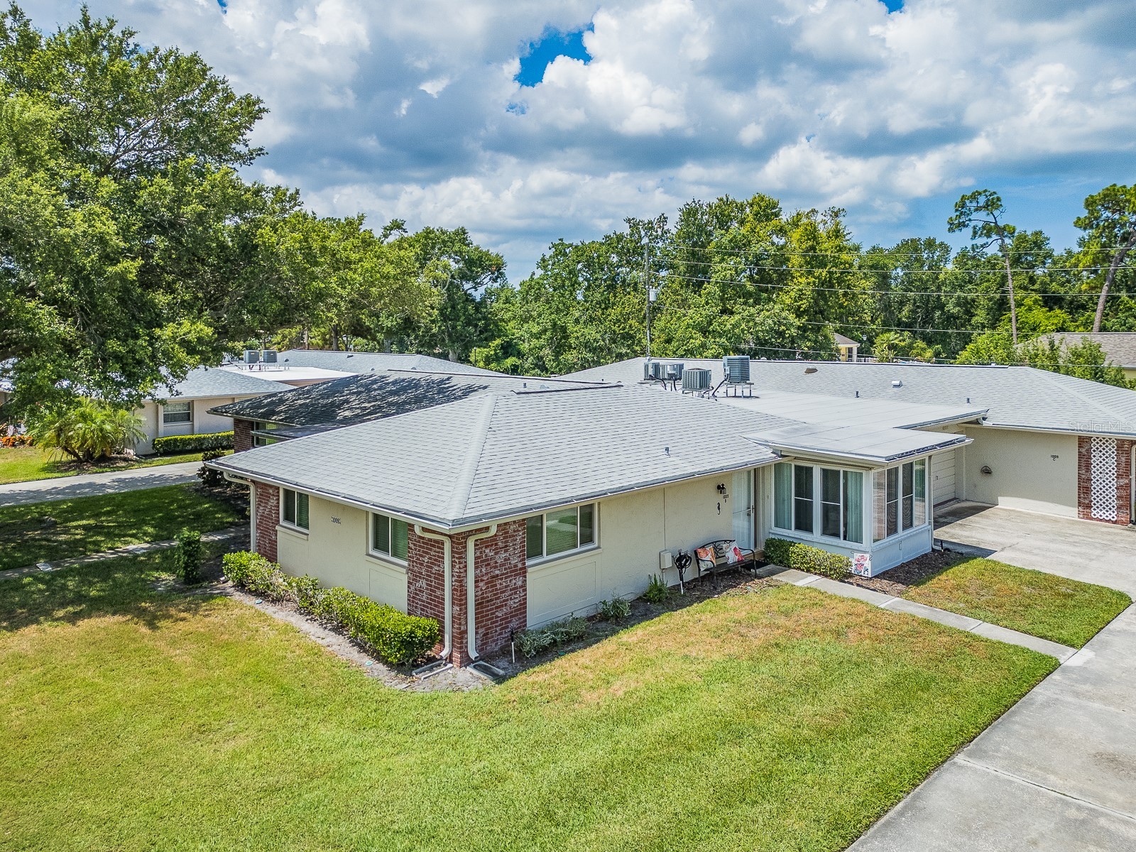 1009 Queen Anne Drive #B Palm Harbor FL 34684 - LAKE TARPON TB8520737 image2