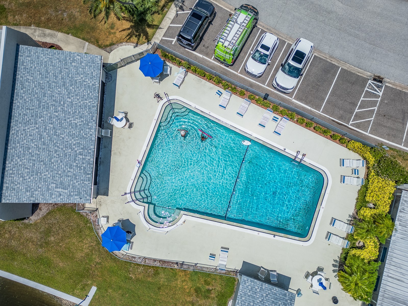 1009 Queen Anne Drive #B Palm Harbor FL 34684 - LAKE TARPON TB8520737 image24